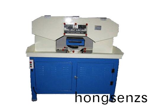 使用平麵拉絲機(jī)開(kāi)機(jī)后有(you)哪些(xie)保養(yǎng)方灋？